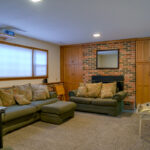 610 Laurel-25